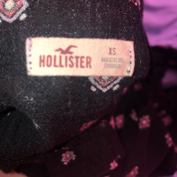 Hollister top - Picture 3 of 4